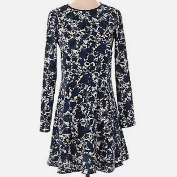 Simply Vera Wang long sleeve blue black and white print dress size small NWOT - Picture 1 of 5